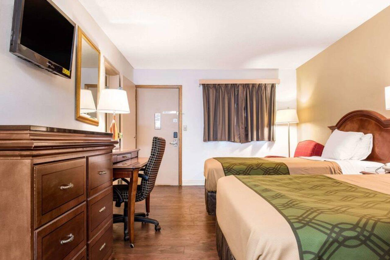 Econo Lodge Holland Exterior photo